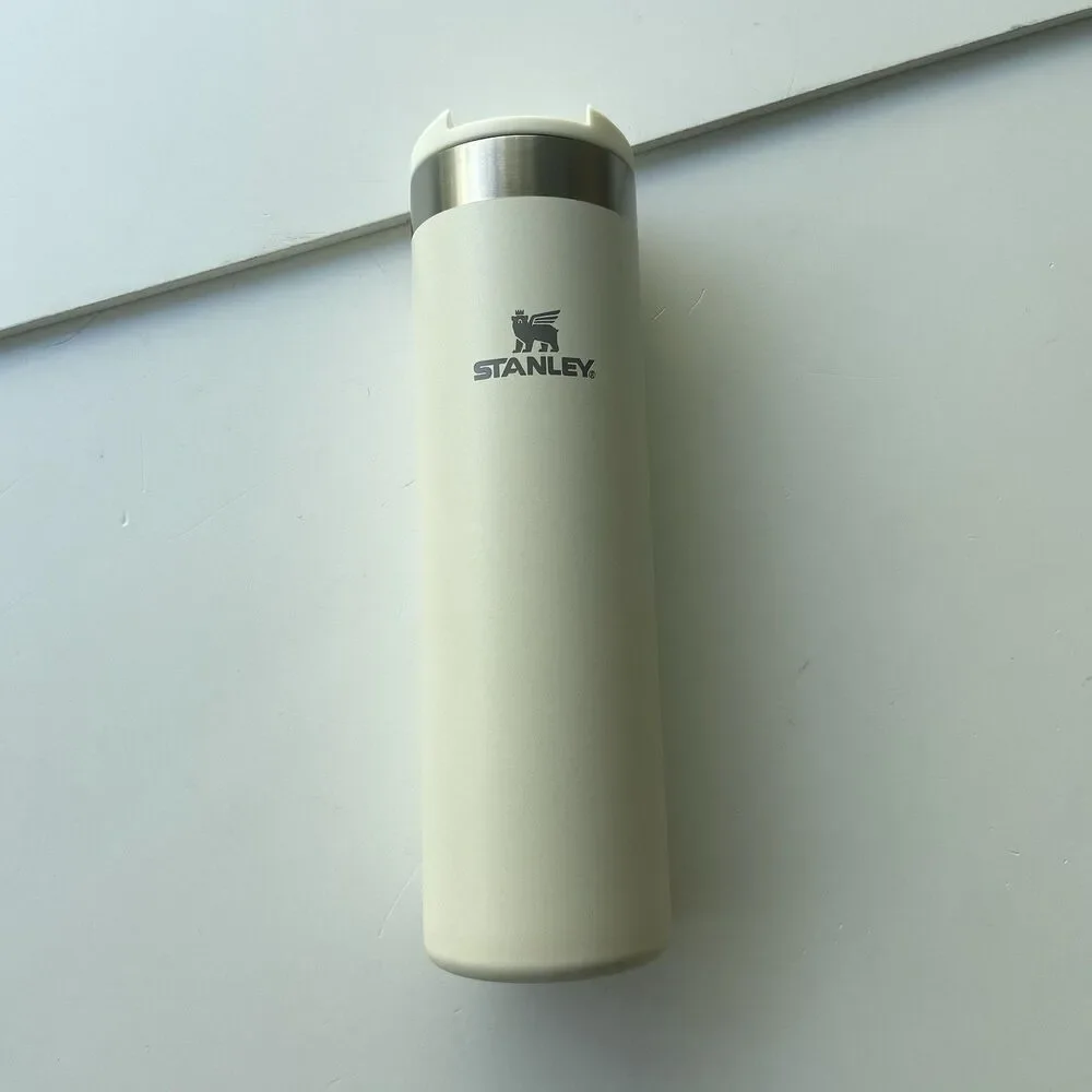 Stanley 20oz Stainless Steel AeroLight Transit Bottle Tumbler Cream Locking Lid